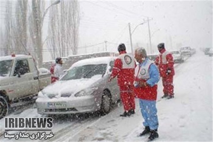 آمادگی پایگاههای امداد جاده ای هلال احمر مهاباد در طرح زمستانی