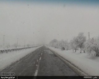 لغزندگی و مه غلیظ در محورهای مواصلاتی استان همدان