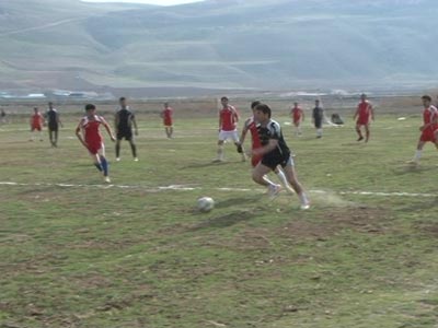 ادامه مسابقات فوتبال روستاهای مهاباد جام نوروز ادامه مسابقات فوتبال روستاهای مهاباد جام نوروز
