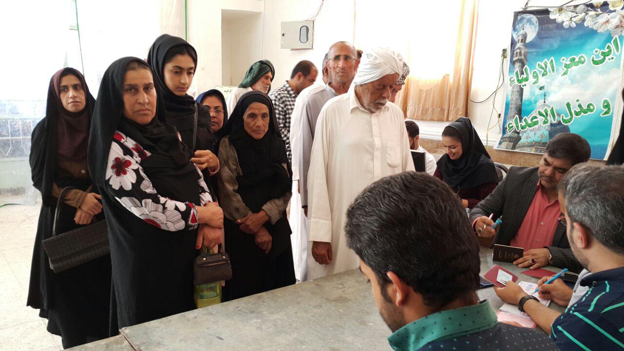 انتخاب 96/ غروب آفتاب و ازدحام جمعیت در شعبه های رای گیری