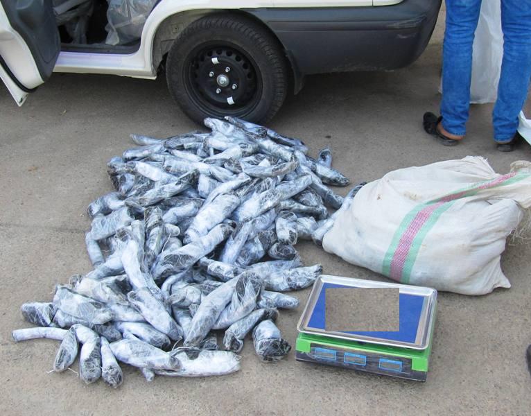 کشف بیش از 140 کیلو گرم تریاک در اهواز
