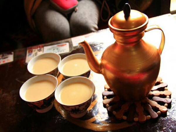 آداب نوشیدن چای و انواع چای ها در کشورهای مختلف