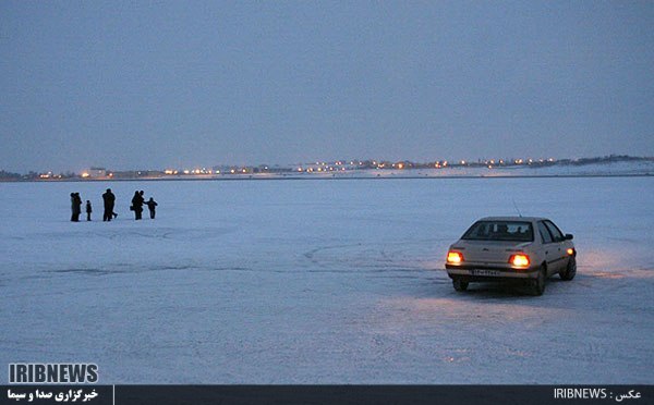 ورود غیر مجاز به سطوح یخ زده منابع آبی ممنوع!