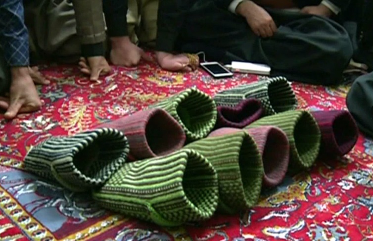 برگزاری مسابقه بومی محلی جوراب بازی در بانه