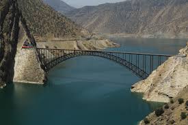 ذخیره دو میلیارد مترمکعبی آب در سدکارون چهار ذخیره دو میلیارد مترمکعبی آب در سدکارون چهار