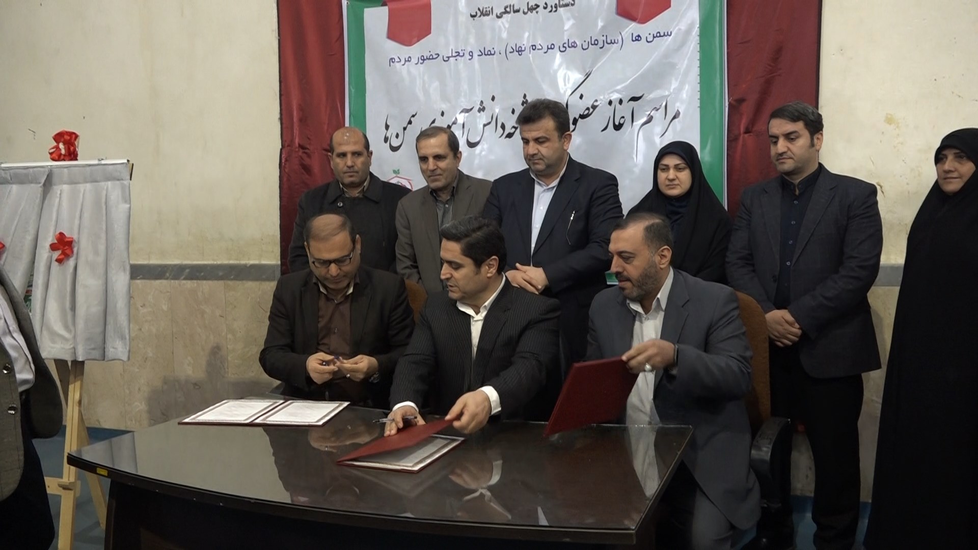 زنگ انقلاب در مدارس مازندران