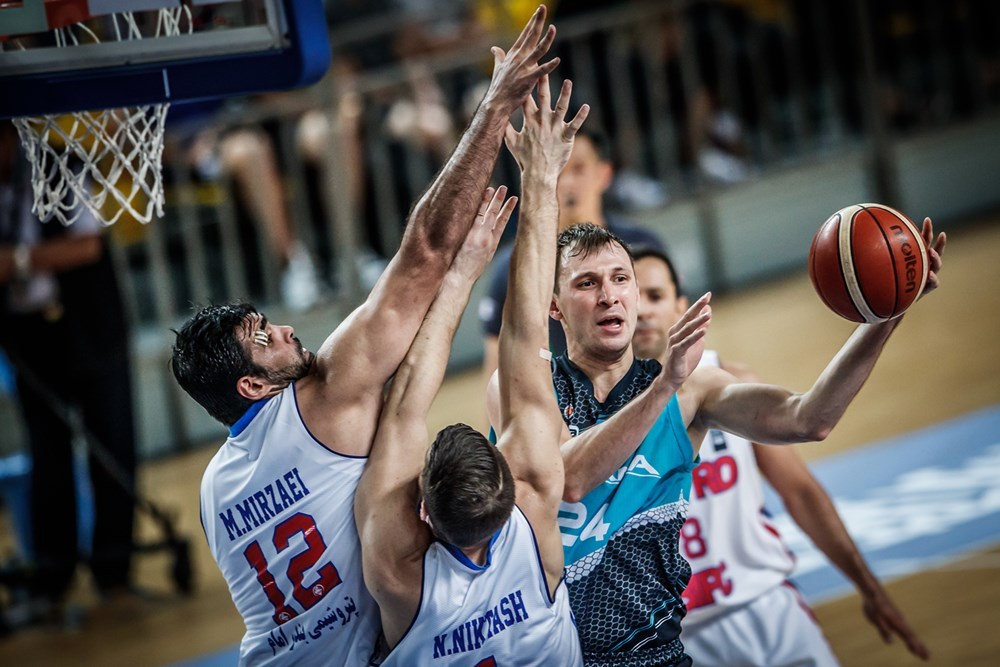 تیم بدون تمرین پتروشیمی مقابل حریف کره‌ای