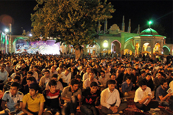 مراسم معنوی سومین شب از لیالی قدر