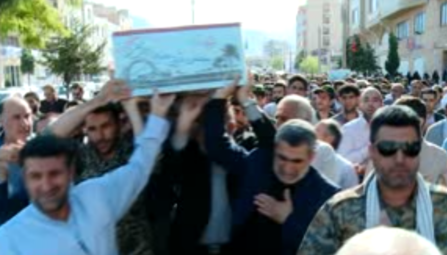 تشییع پیکر مطهر 8 آلاله گمنام بردستان مردم ولایتمدار ایلام