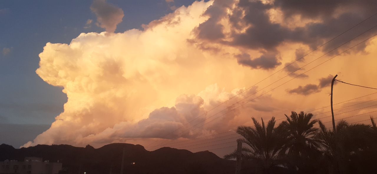 بارندگی و احتمال رعد و برق تا اواخر وقت امروز