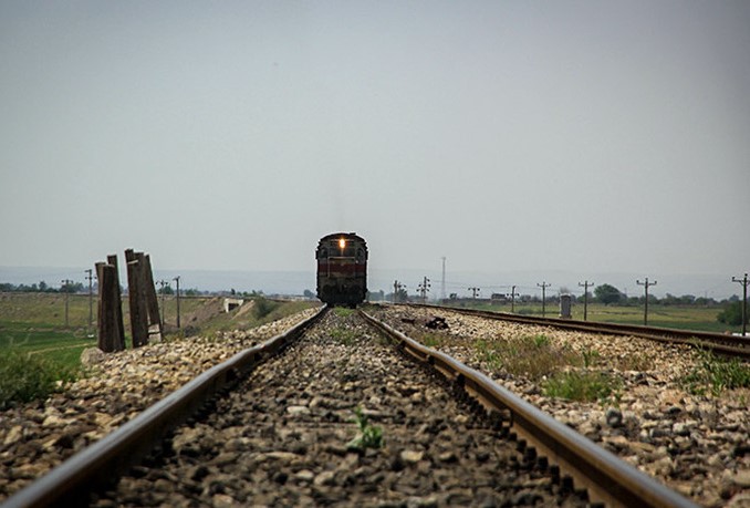 کاهش 90 درصدی ورود زائران به مشهد کاهش 90 درصدی ورود زائران به مشهد