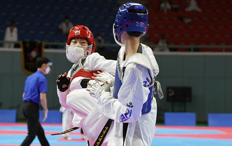 مسابقات تکواندو در کره جنوبی با رعایت اصول بهداشتی مسابقات تکواندو در کره جنوبی با رعایت اصول بهداشتی