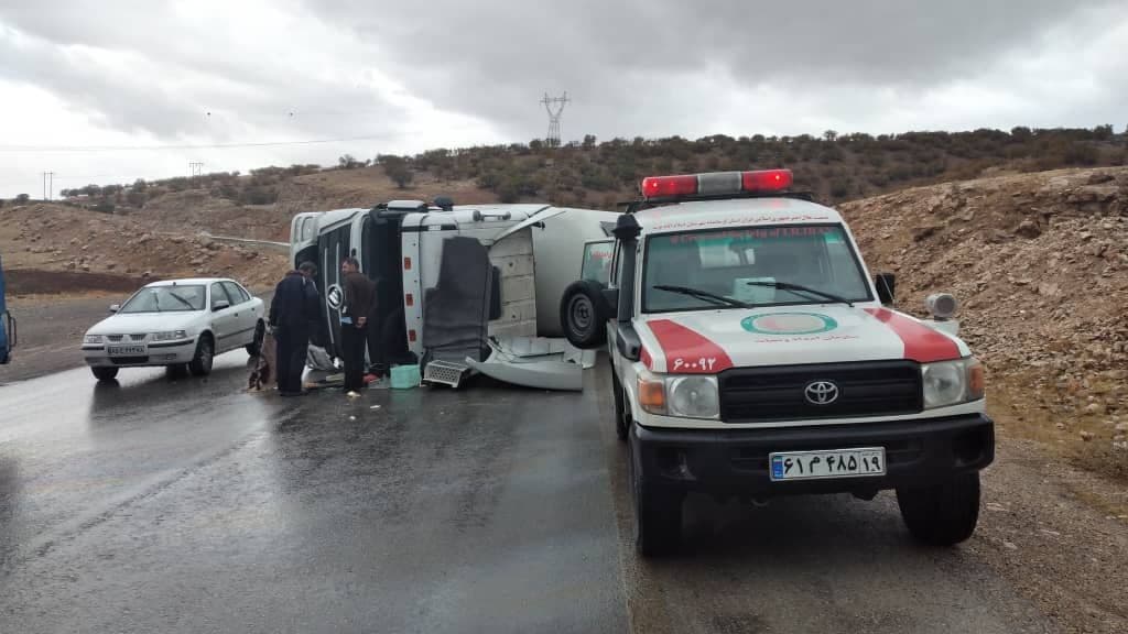 واژگونی تانکر سوخت در محور اسلام آباد به کرمانشاه