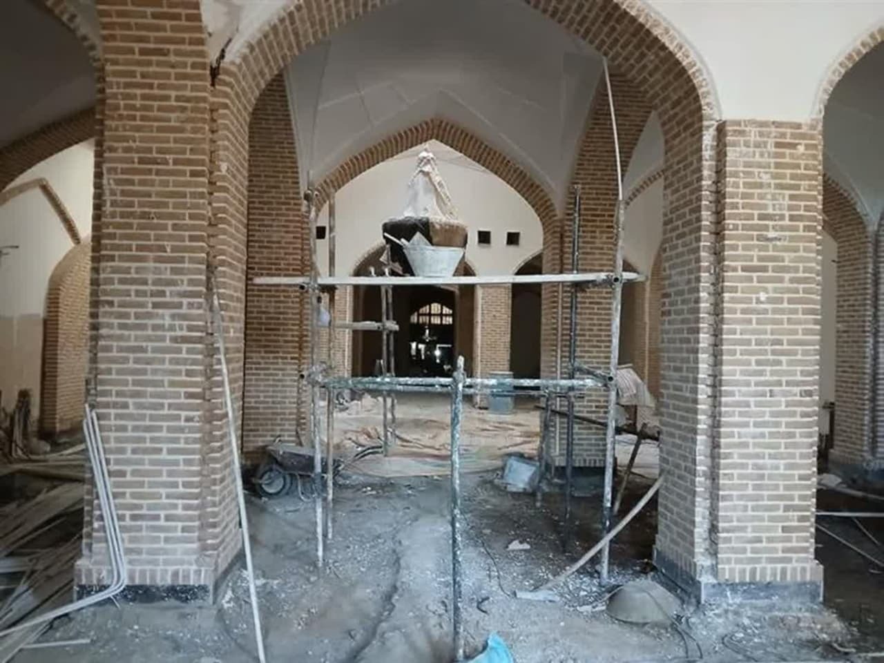 بانک تجارت بازار تاریخی خوی طبق الگوی معماری سنتی مرمت میشود بانک تجارت بازار تاریخی خوی طبق الگوی معماری سنتی مرمت میشود