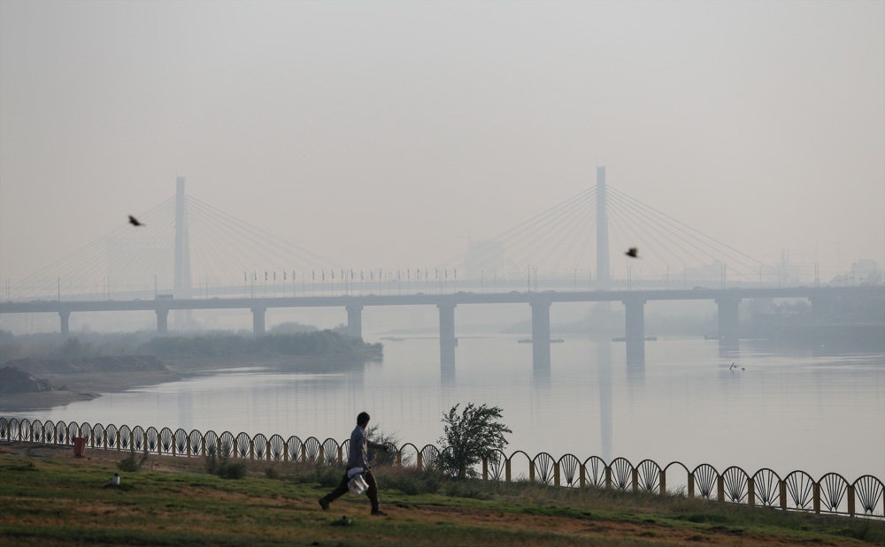 آلودگی هوای اهواز در وضعیت قهوه‌ای / وضعیت قرمز و نارنجی ۵ شهر خوزستان