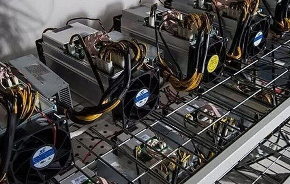 کشف ۱۱ دستگاه ماینر در پلدشت کشف ۱۱ دستگاه ماینر در پلدشت