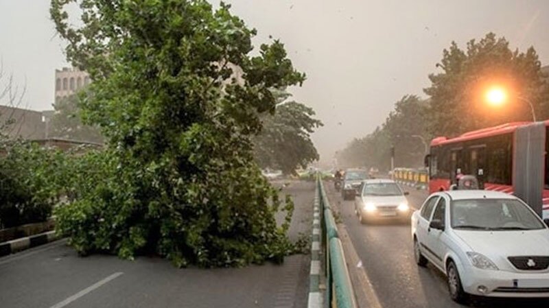 هشدار وزش باد شدید و گرد و خاک در تهران هشدار وزش باد شدید و گرد و خاک در تهران