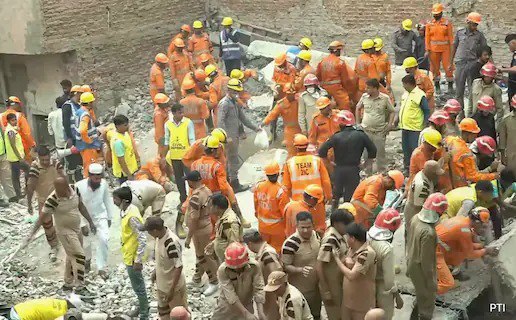 چهارده کشته و مفقود در پی ریزش ساختمان در دهلی نو چهارده کشته و مفقود در پی ریزش ساختمان در دهلی نو