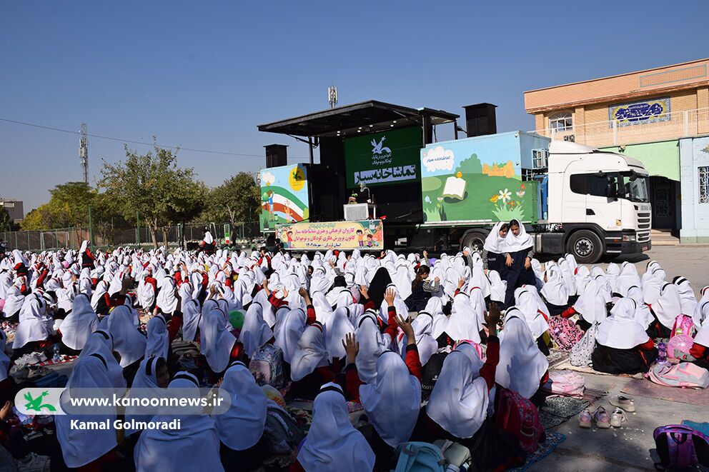 تماشاخانه سیار کانون، میهمان جزایر و شهر‌های ساحلی خلیج فارس می‌شود
