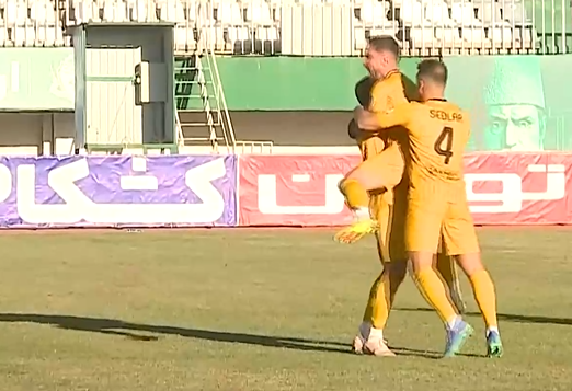 برتری لحظه آخری تراکتور در اراک؛ صعود قهرمان به صدر برتری لحظه آخری تراکتور در اراک؛ صعود قهرمان به صدر