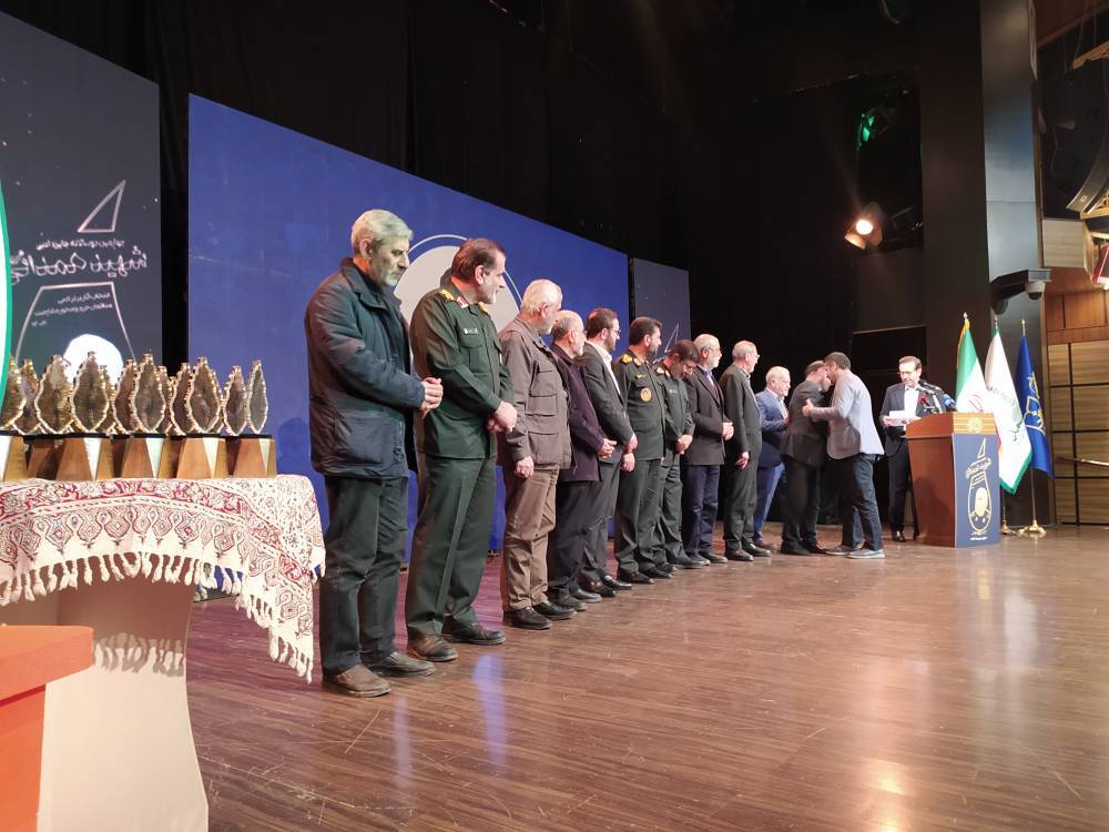 داوری ۳۰۰ اثر از ایران و دیگر کشورها داوری ۳۰۰ اثر از ایران و دیگر کشورها