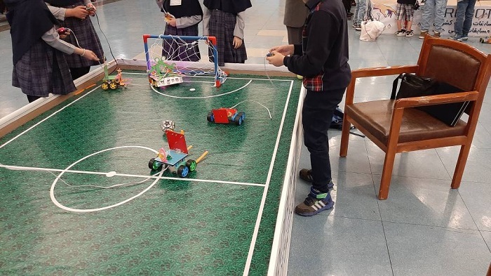 رقابت ۱۵۸۰ نخبه نوجوان در دهمین دوره رباتیکاپ رقابت ۱۵۸۰ نخبه نوجوان در دهمین دوره رباتیکاپ