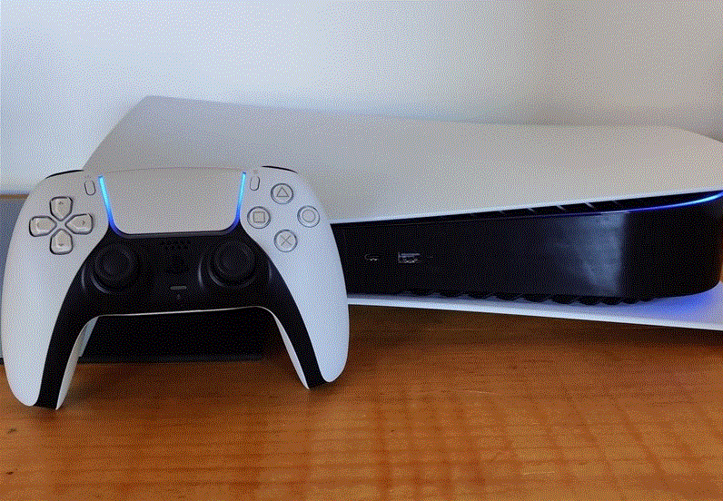 ضبط کنسول بازی قاچاق در نقده ضبط کنسول بازی قاچاق در نقده