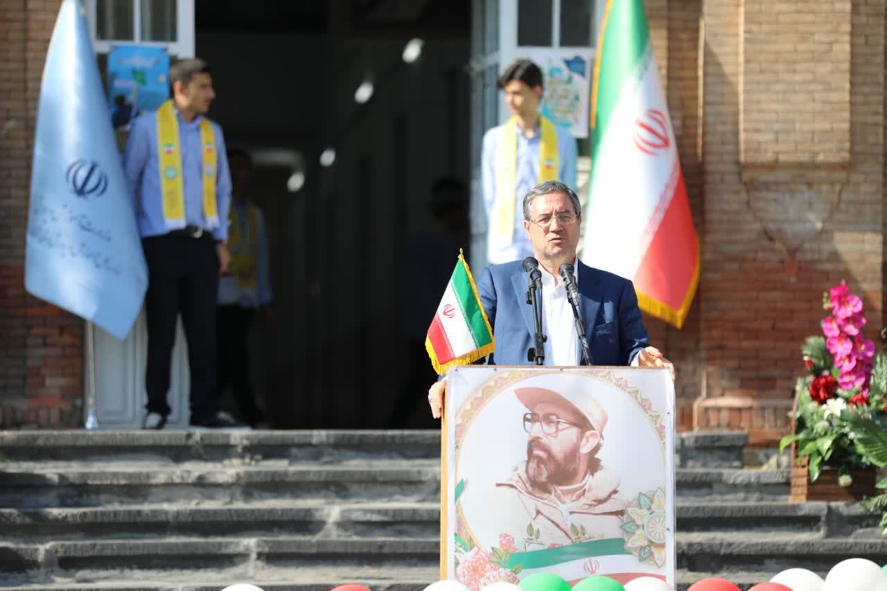 تاکید استاندار آذربایجان غربی برعدالت آموزشی و توسعه فضاهای آموزشی تاکید استاندار آذربایجان غربی برعدالت آموزشی و توسعه فضاهای آموزشی