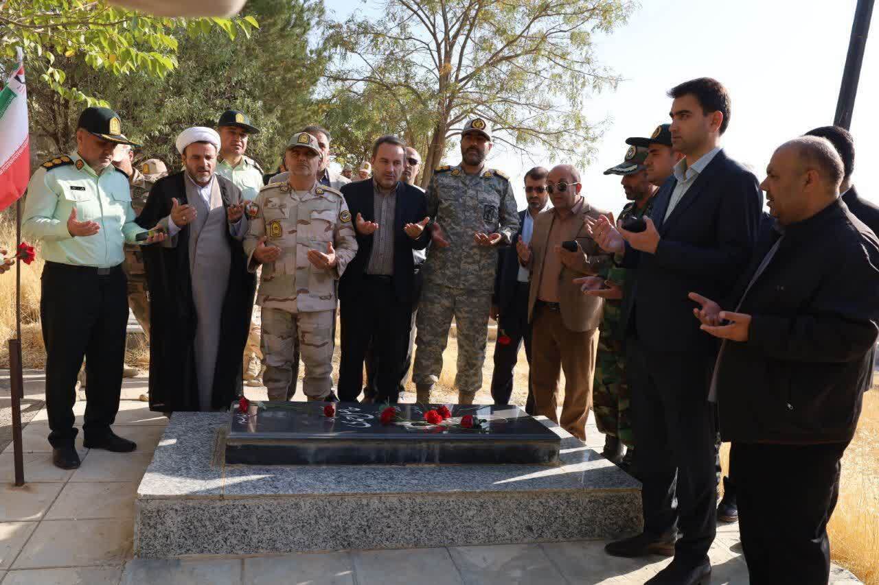 ادای احترام پیرانشهری ها به مقام والای شهدا