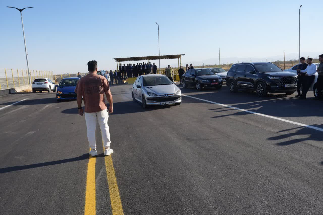 بازدید وزیر ورزش و جوانان از پیست اتومبیلرانی دهکده ساحلی چیچست ارومیه بازدید وزیر ورزش و جوانان از پیست اتومبیلرانی دهکده ساحلی چیچست ارومیه