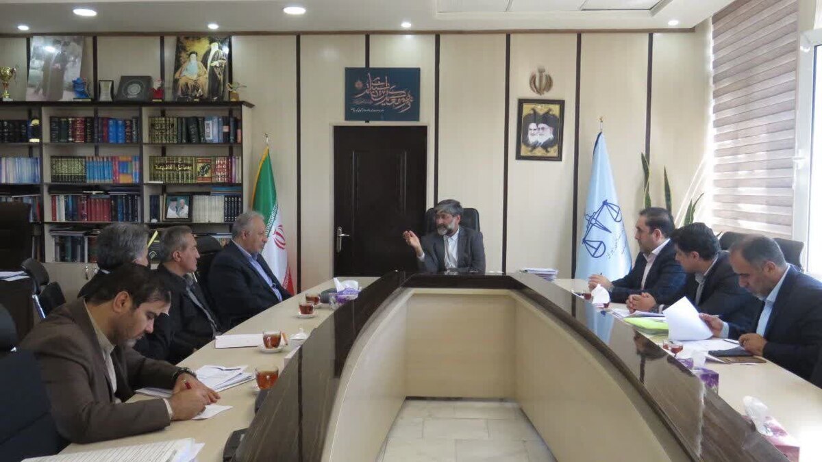 مهلت دو هفتهای رئیس کل دادگستری استان آذربایجان غربی برای صدور اسناد تمام واحدهای تولیدی مهلت دو هفتهای رئیس کل دادگستری استان آذربایجان غربی برای صدور اسناد تمام واحدهای تولیدی