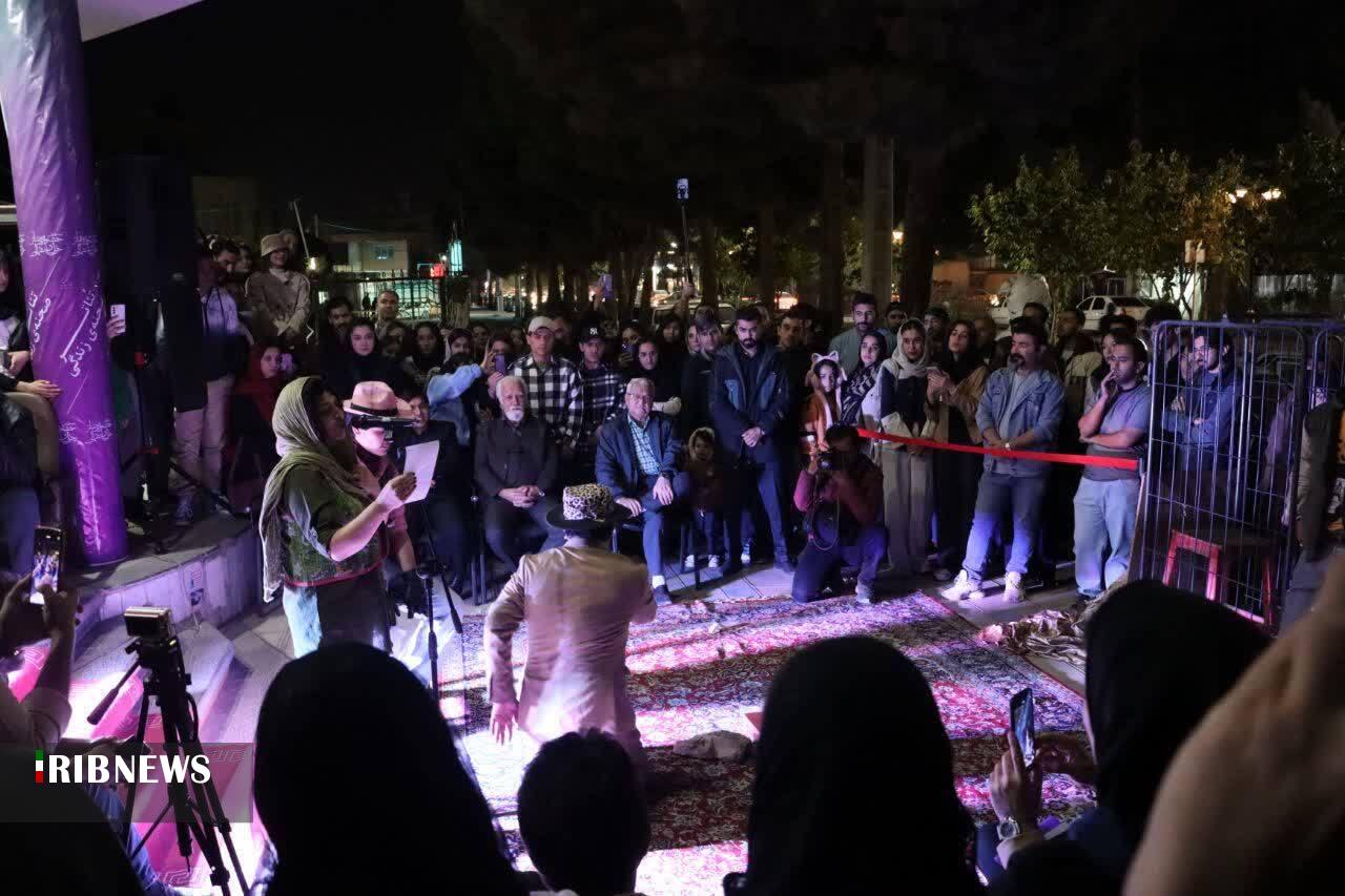 اجرای ۶ برنامه در اولین روز از جشنواره تئاتر خراسان شمالی اجرای ۶ برنامه در اولین روز از جشنواره تئاتر خراسان شمالی