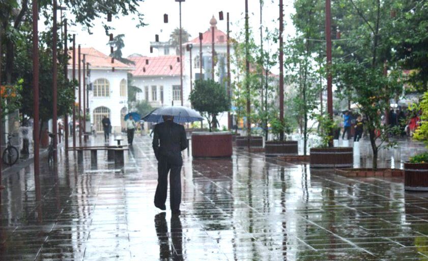 هوای گیلان از امشب بارانی می‌شود