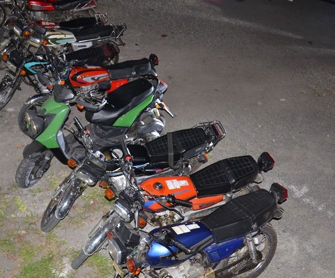 توقیف ۱۰ دستگاه موتورسیکلت متخلف در تالش توقیف ۱۰ دستگاه موتورسیکلت متخلف در تالش