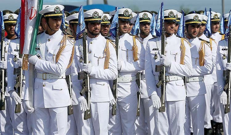 مرکز آموزش شهدای وظیفه سیرجان قهرمان دوازدهیمن جشنواره ورزشی نیروی دریایی ارتش