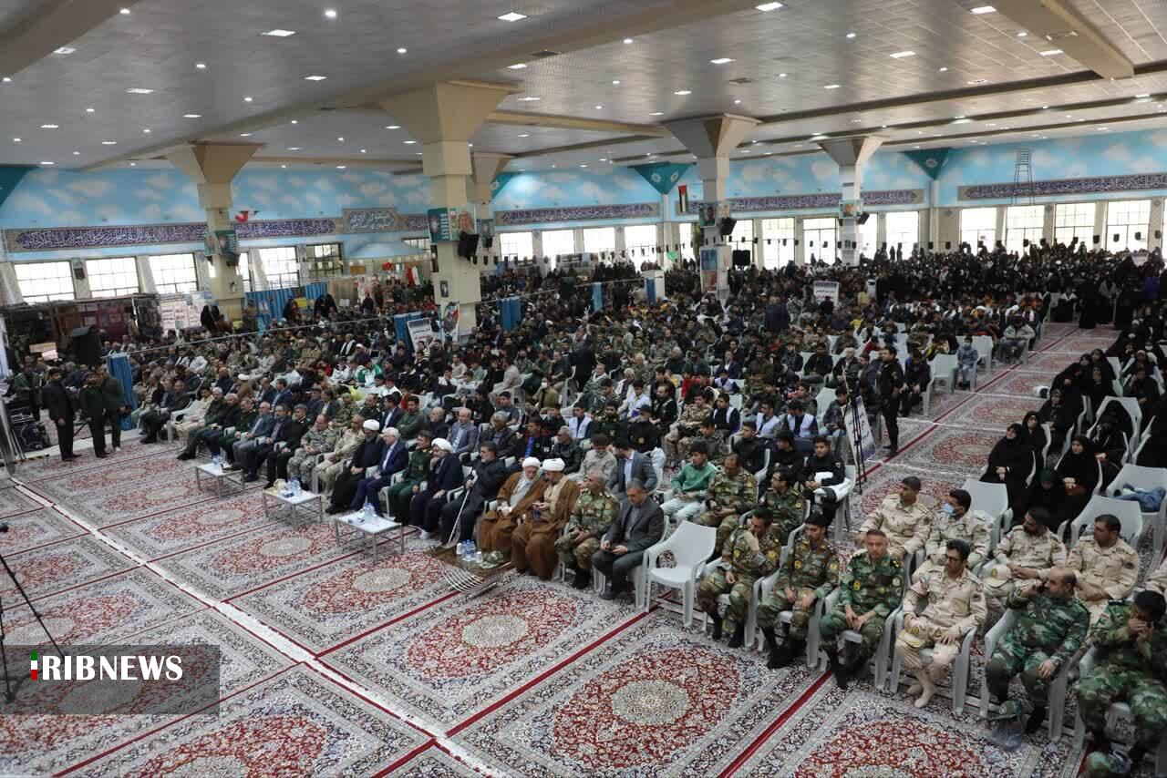 امروز جامعه بیش از هر زمان به جوشش فرهنگ بسیجی نیاز دارد امروز جامعه بیش از هر زمان به جوشش فرهنگ بسیجی نیاز دارد