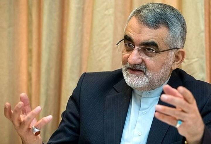 تفاهمنامه ایران و آمریکا «جادهای دوسویه» است ** تفاهمنامه ایران و آمریکا «جادهای دوسویه» است **